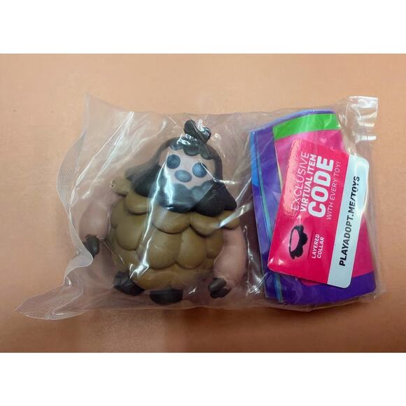 Adopt Me  Series 4 - RARE Sasquatch Roblox Figure NEW - Picture 1 of 1